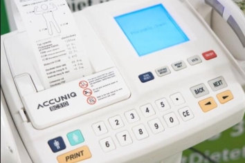 Analizator Składu Masy Ciała Accuniq BC310